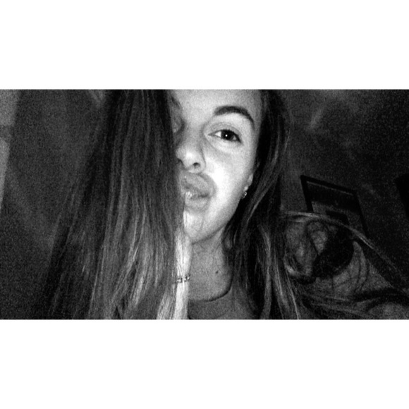 Meet your Posher, Abby - Picture 1 of 1